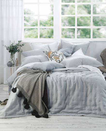 MM Linen - Laundered Linen Bedspread Set - Quilted Euros and Tassel Pillowcases - Pewter